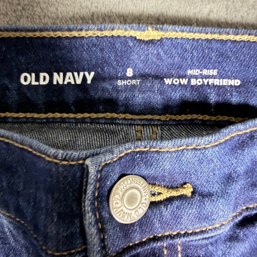 New Old Navy Wow Boyfriend Jeans Womens 8 Short Mid Rise Medium Wash Blue Denim - Picture 2 of 6